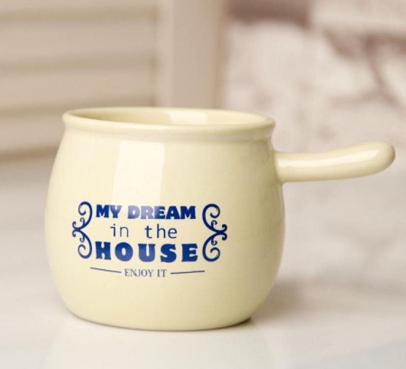 Mực In UV Trên Thủy Tinh & Gốm Sức: Giải Pháp In Chai Lọ Mỹ Phẩm Sắc Nét